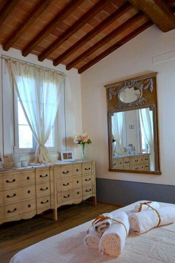 Elisabeth House Hotel ลูชินญาโน ภายนอก รูปภาพ
